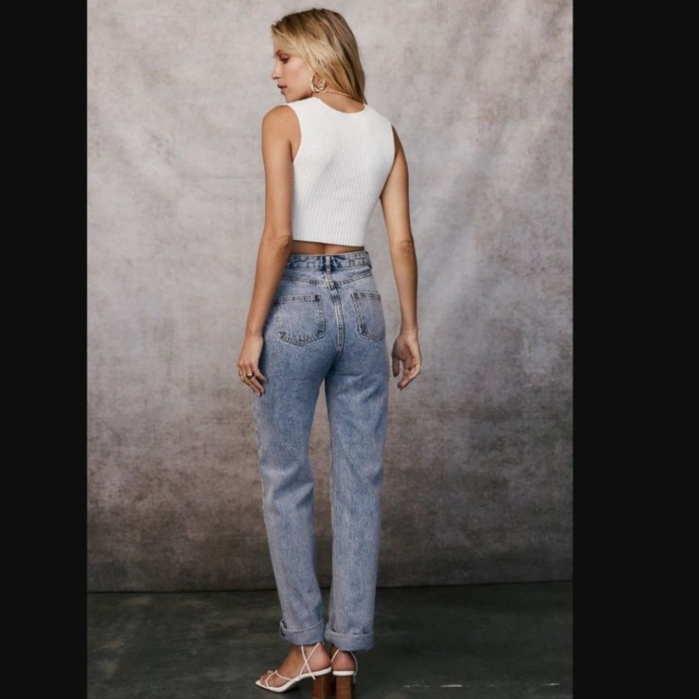 NEW 12th Tribe Dylan Asymmetrical Light Jeans - Picture 3 of 9